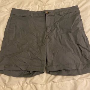 Old Navy everyday shorts l worn once